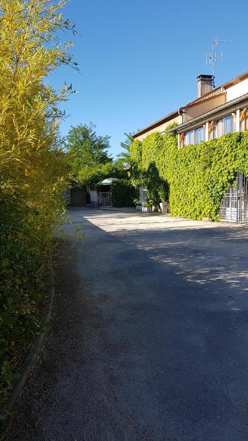 Gite Mercues Exterior photo